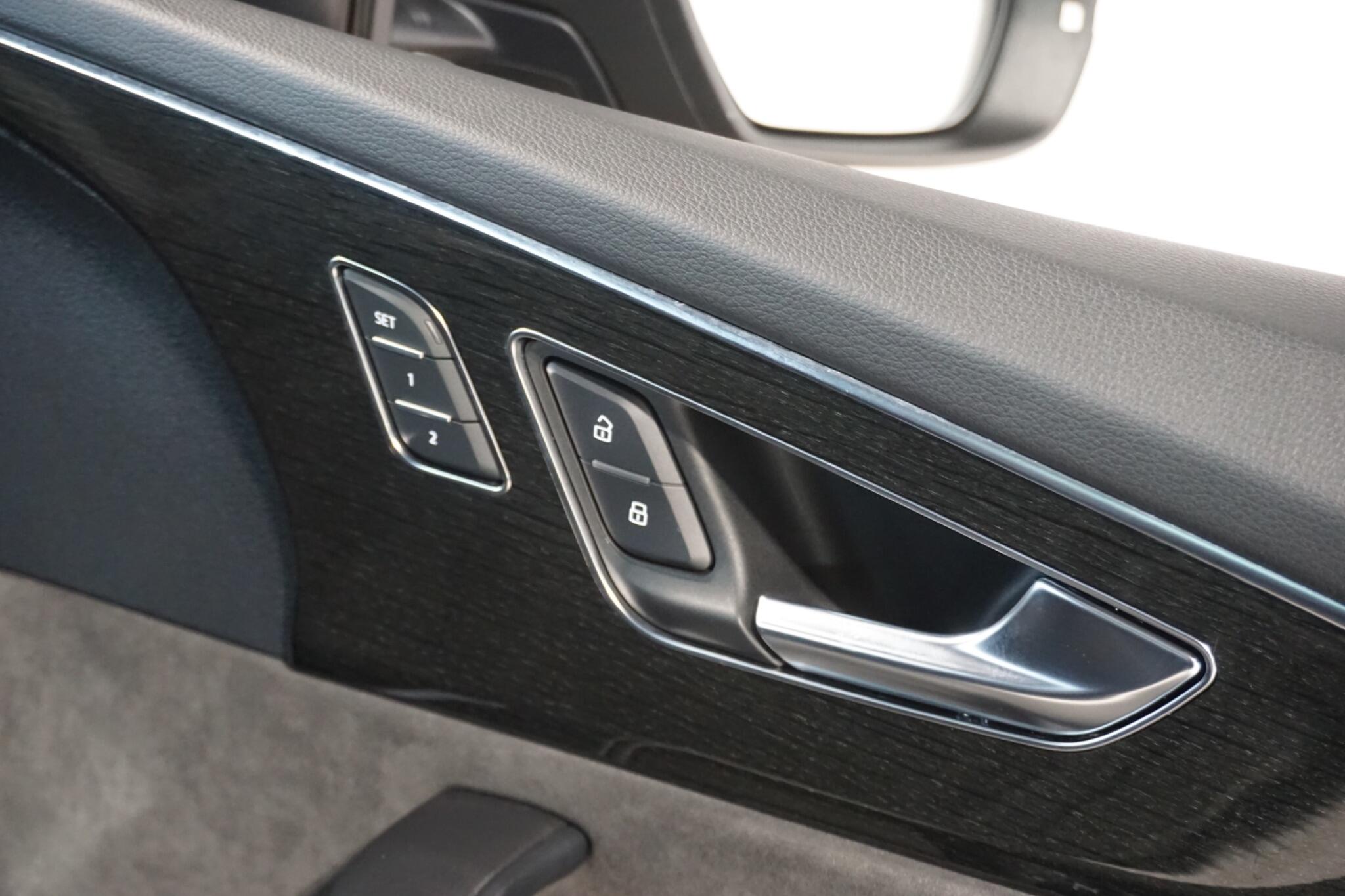 Audi Q8 3.0 TDI V6 50 Black Edition SUV 5dr Diesel Tiptronic quattro Euro 6 (s/s) (286 ps)